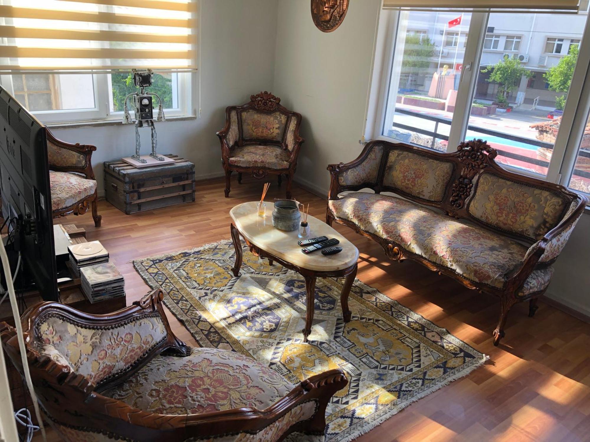 Apart Otel Ozzy Homes 2+1 Muhtesem Lokasyon Harika