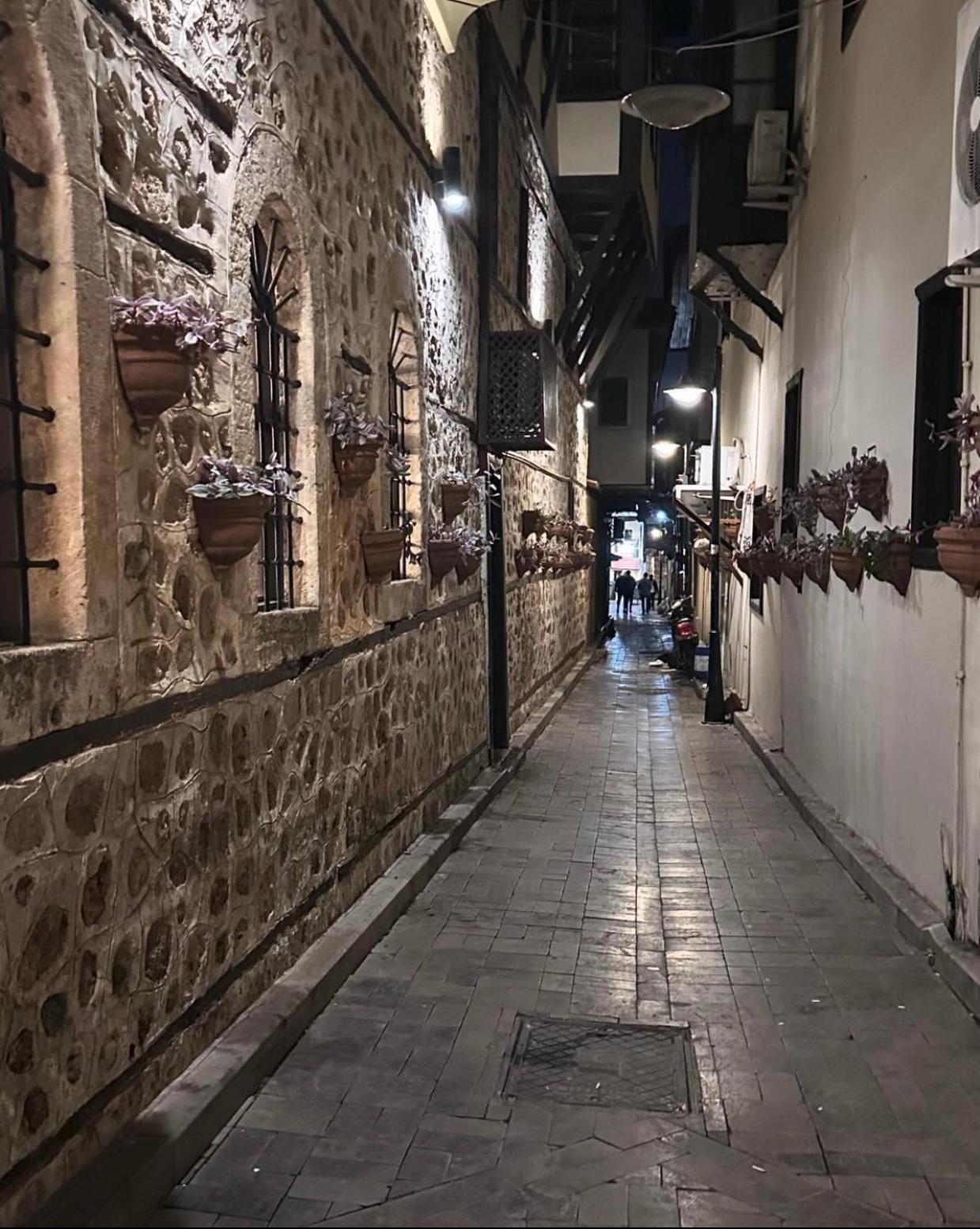 Apart Otel Ozzy Homes 2+1 Muhtesem Lokasyon Harika